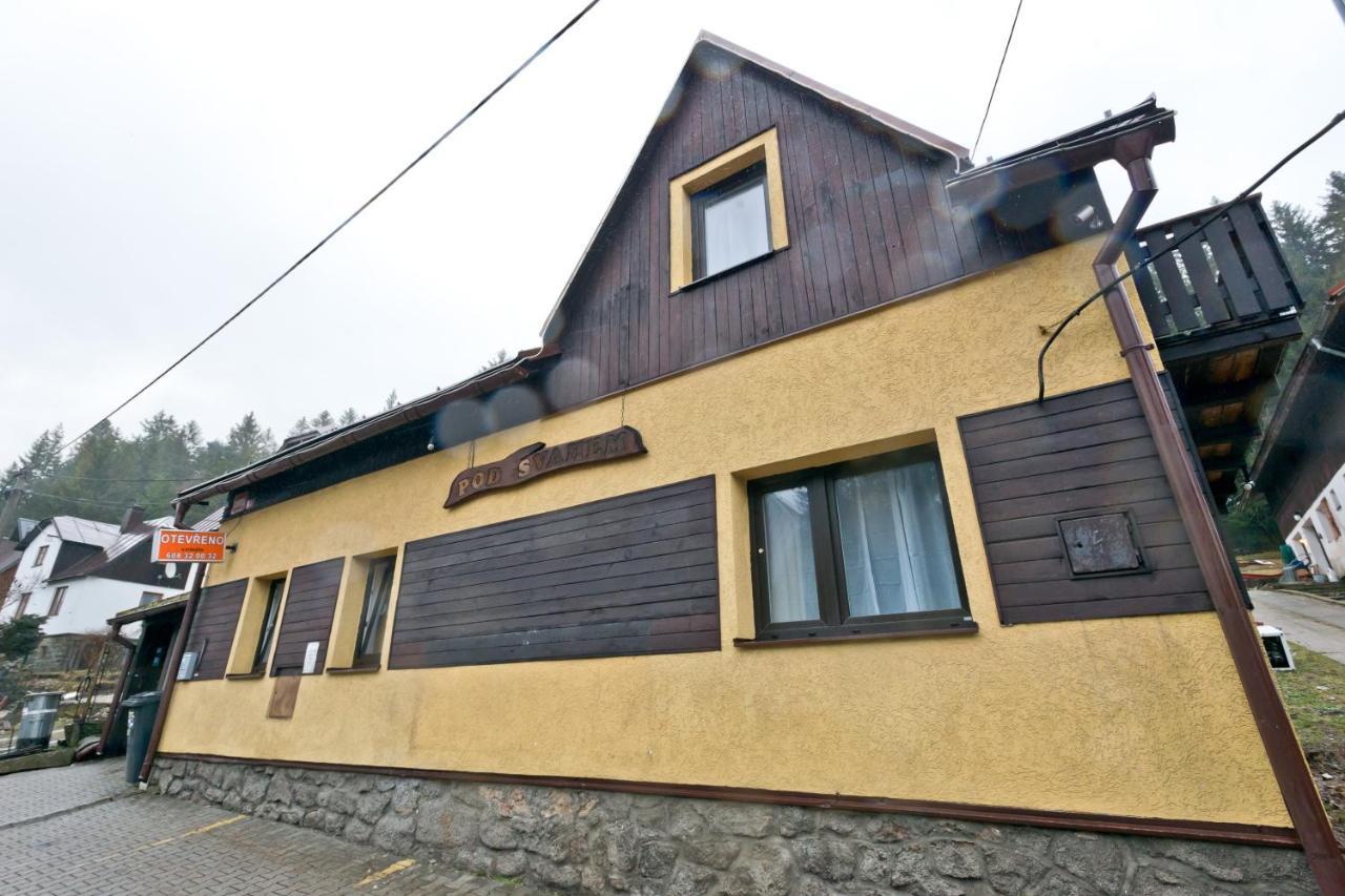 Penzion pod svahem Železná Ruda Exteriér fotografie